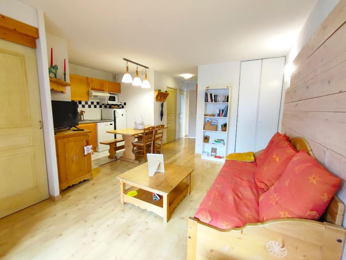 Bagnères-de-Luchon Le 102, T3 Pour 5 Personnes, Vue Montagne, Classe 2 Etoiles Nf, Parking, Piscine En Ete מראה חיצוני תמונה