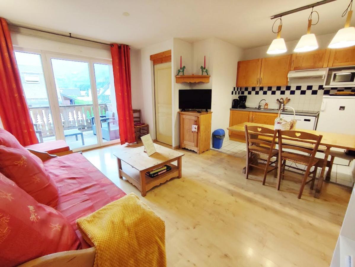 Bagnères-de-Luchon Le 102, T3 Pour 5 Personnes, Vue Montagne, Classe 2 Etoiles Nf, Parking, Piscine En Ete מראה חיצוני תמונה
