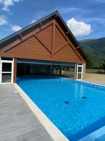 Bagnères-de-Luchon Le 102, T3 Pour 5 Personnes, Vue Montagne, Classe 2 Etoiles Nf, Parking, Piscine En Ete מראה חיצוני תמונה